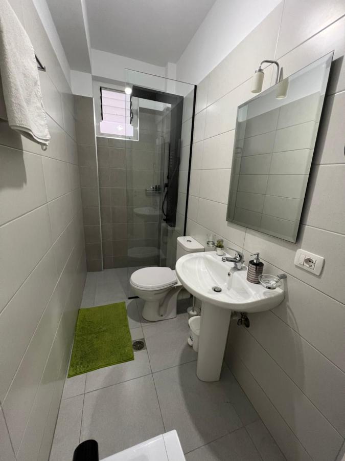 Terrace View Apartments ซารานเดอ ภายนอก รูปภาพ